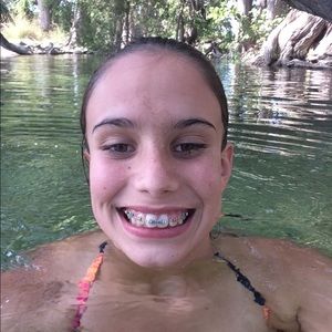 Meet your Posher, Danielle